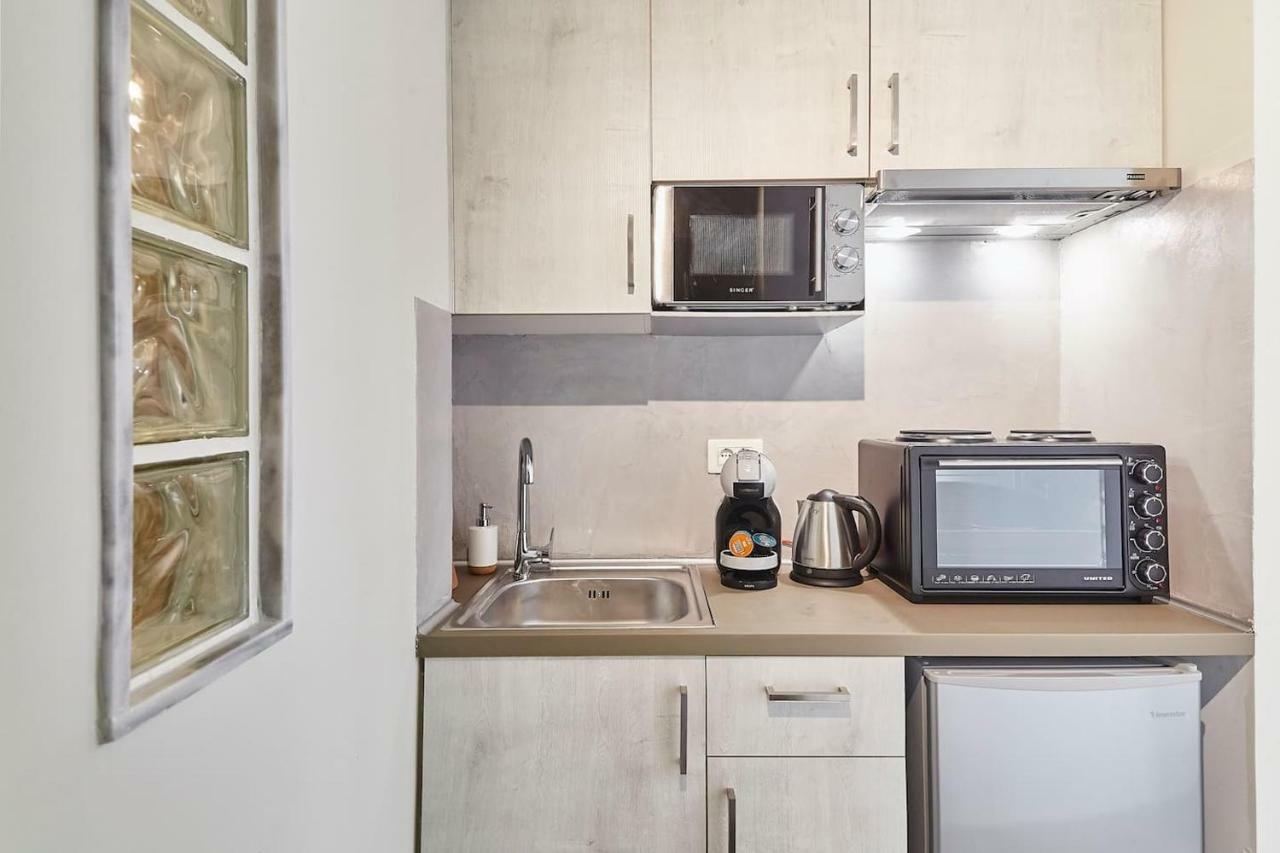 Explore Athens From An Uber-Central Studio! Экстерьер фото